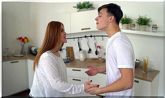 couple arguing and symbolizing the factors that end the couple's love